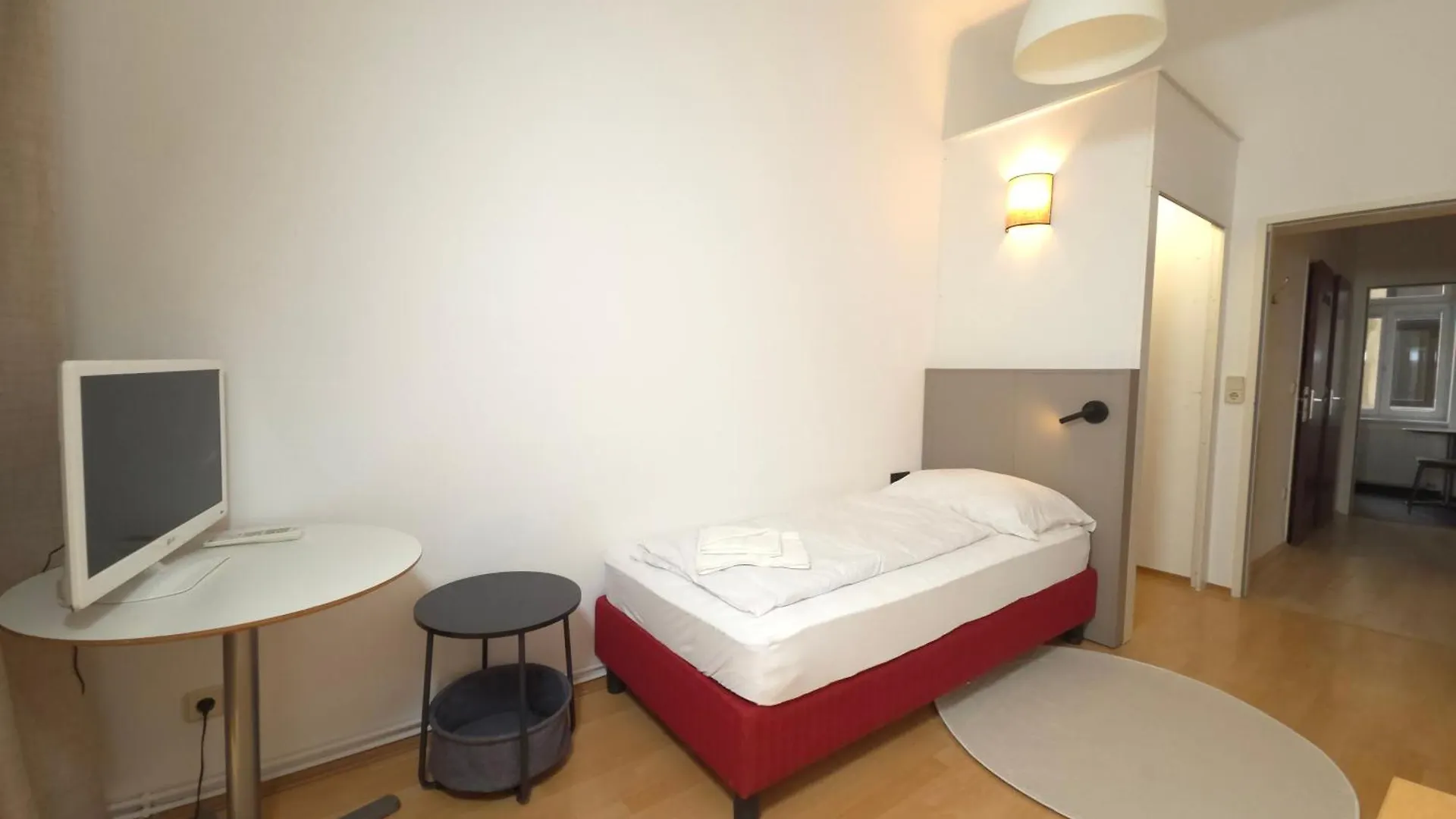 Aparthotel Amelie Vienna 0*,  Austria